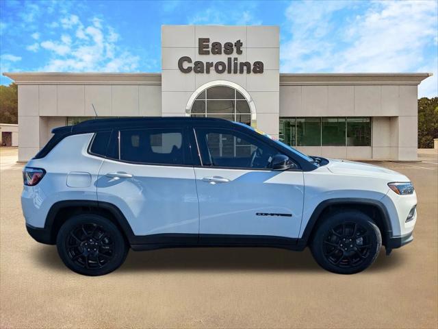 2022 Jeep Compass Altitude FWD