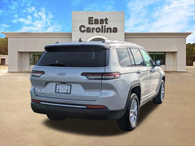 2023 Jeep Grand Cherokee L Laredo 4x2