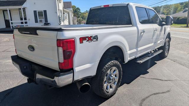 2018 Ford F-350 Lariat Pickup 4D 6 3/4 ft