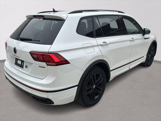 2022 Volkswagen Tiguan 2.0T SE R-Line Black