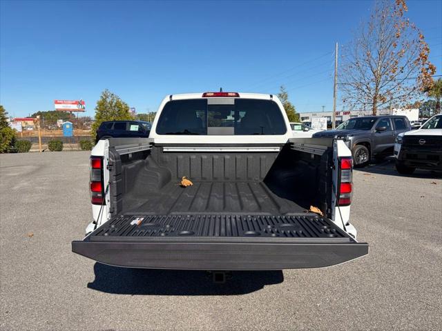 2026 Nissan Frontier Crew Cab SV 4x2