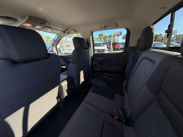 2026 Nissan Frontier Crew Cab SV 4x2