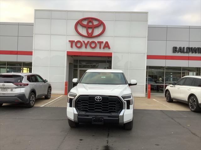 2026 Toyota Tundra SR5 CrewMax 5.5' Bed