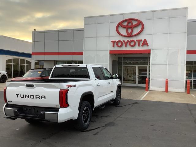 2026 Toyota Tundra SR5 CrewMax 5.5' Bed