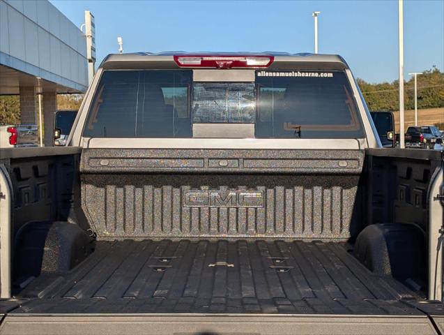 2026 GMC Sierra 2500HD Crew Cab, Standard Bed, AT4, 4WD