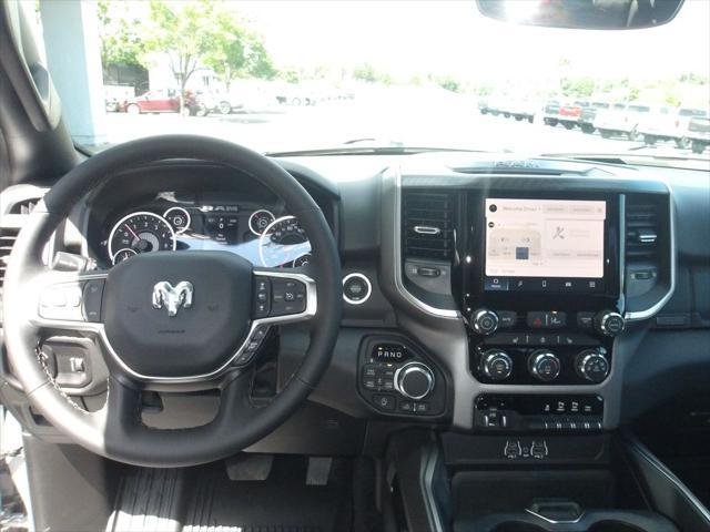 2026 Ram 1500 Big Horn Crew Cab 4x4 5'7" Box