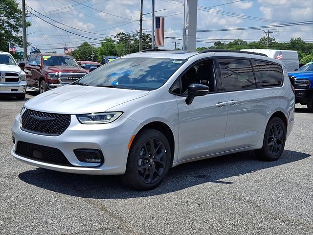 2026 Chrysler Pacifica PACIFICA LIMITED AWD