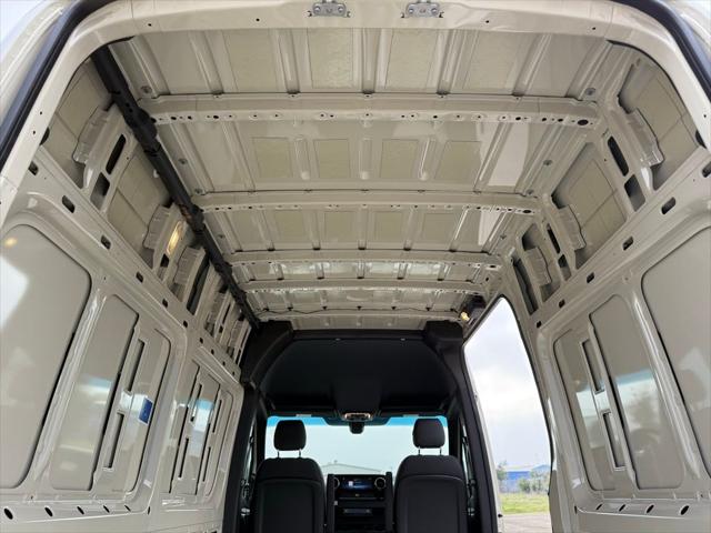2026 Mercedes-Benz Sprinter 2500 Standard Roof 4-Cyl Diesel HO