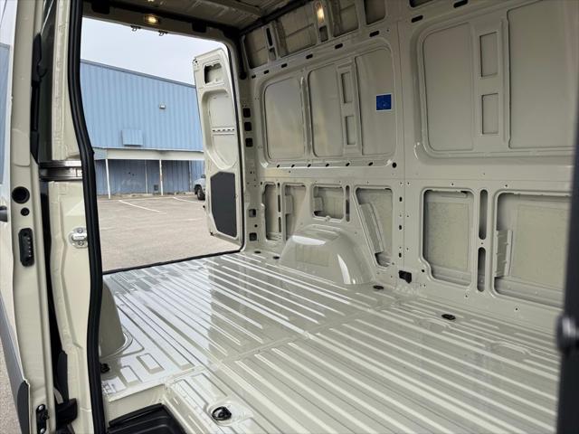 2026 Mercedes-Benz Sprinter 2500 Standard Roof 4-Cyl Diesel HO