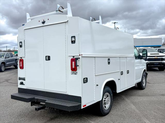 2025 Chevrolet Express Cutaway Work Van