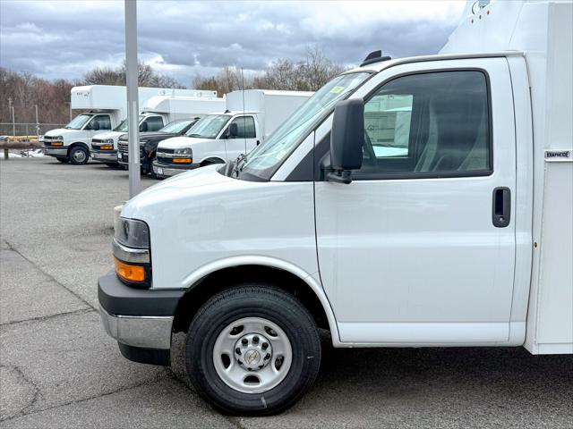 2025 Chevrolet Express Cutaway Work Van