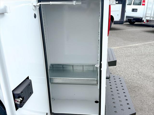 2025 Chevrolet Express Cutaway Work Van