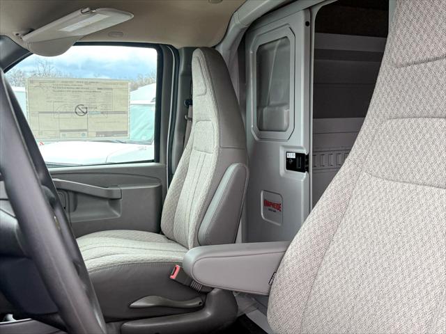 2025 Chevrolet Express Cutaway Work Van