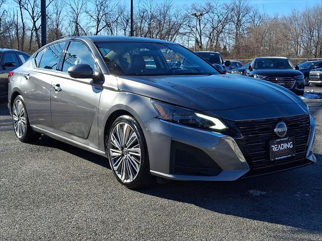 2023 Nissan Altima SL FWD