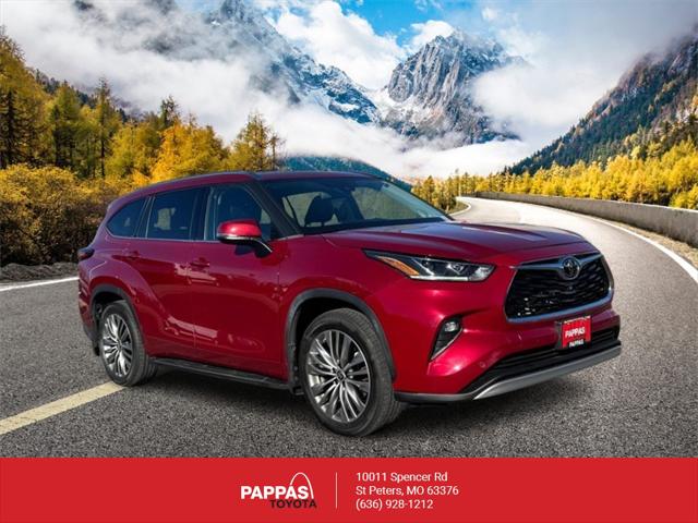 2021 Toyota Highlander Platinum's photo