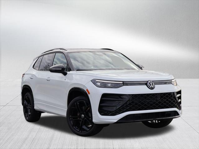 2026 Volkswagen Tiguan SE R-Line Black for sale in Topeka, KS