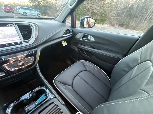 2026 Chrysler Pacifica Limited AWD