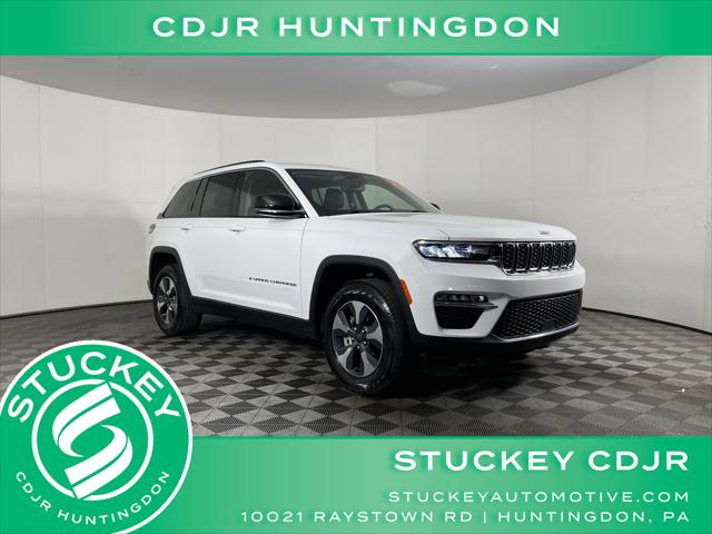 2022 Jeep Grand Cherokee 4xe Limited 4x4 2022 Jeep Grand Cherokee 4xe Limited 4x4