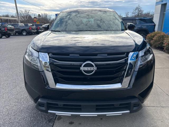2024 Nissan Pathfinder Platinum FWD 2024 Nissan Pathfinder Platinum FWD