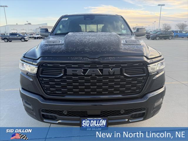 2026 RAM Ram 1500 RAM 1500 EXPRESS CREW CAB 4X4 57 BOX