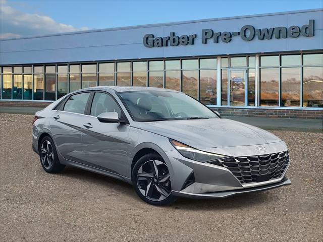 2022 Hyundai Elantra Limited