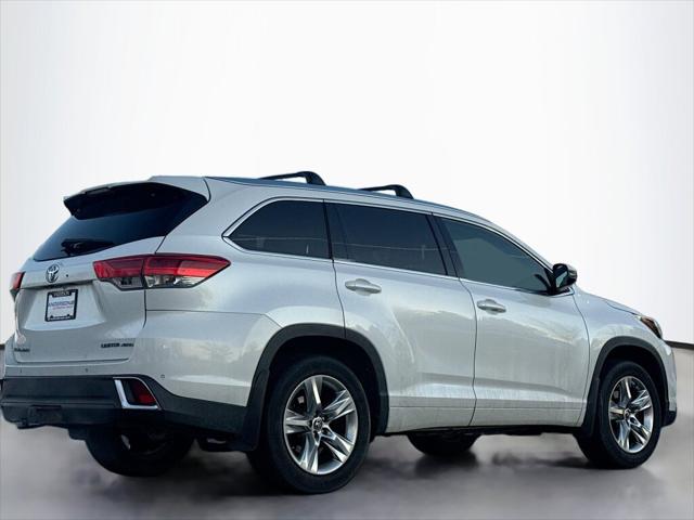 2017 Toyota Highlander Limited