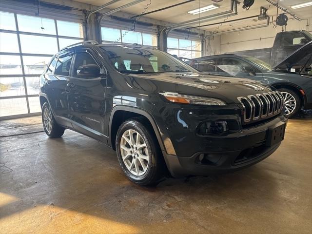 2018 Jeep Cherokee Latitude Plus FWD 2018 Jeep Cherokee Latitude Plus FWD