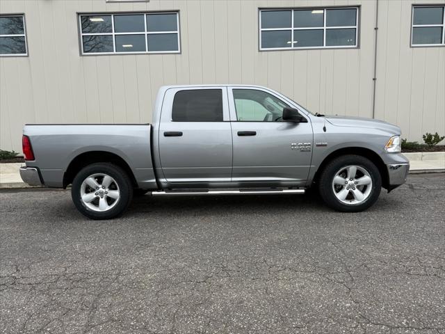 2020 RAM 1500 Classic Tradesman Crew Cab 4x4 57 Box
