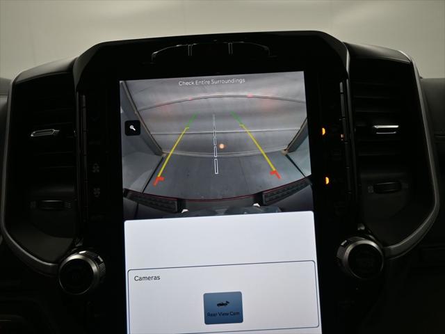 2022 RAM 1500 Lone Star Crew Cab 4x4 57 Box