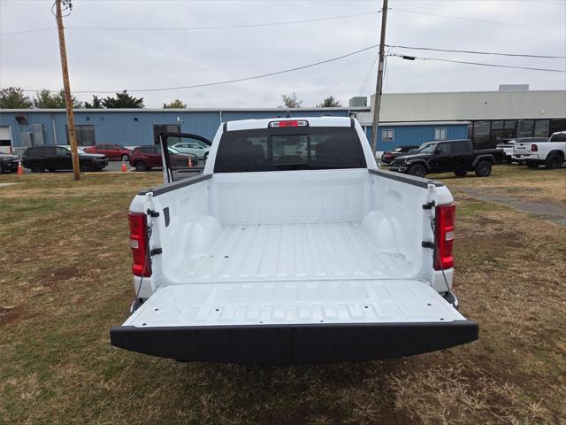 2026 Ram 1500 Laramie Crew Cab 4x4 5'7" Box