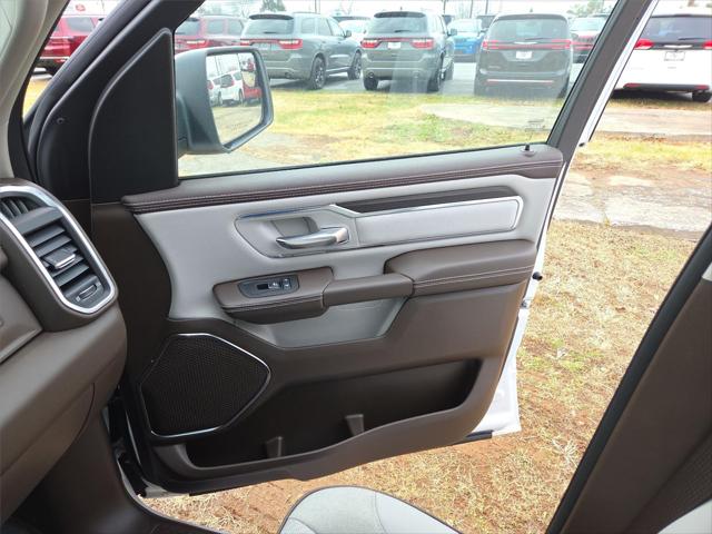 2026 Ram 1500 Laramie Crew Cab 4x4 5'7" Box