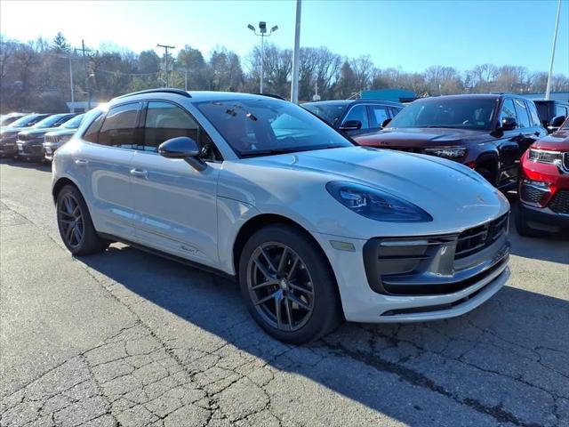 2023 Porsche Macan T 2023 Porsche Macan T