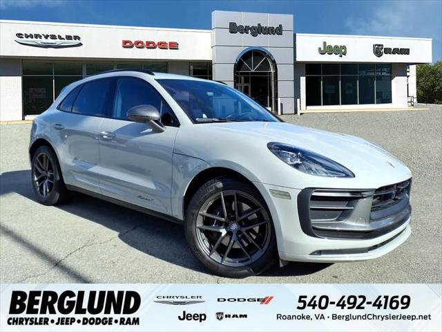 2023 Porsche Macan T
