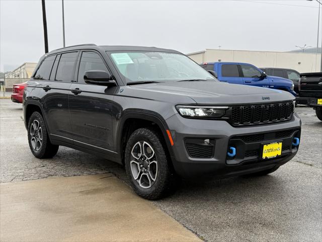 2022 Jeep Grand Cherokee 4xe Trailhawk