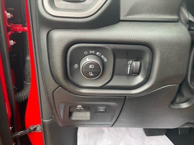 2025 Ram 1500 Tradesman Crew Cab 4x4 57 Box