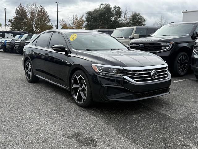 2022 Volkswagen Passat 2.0T R-Line 2022 Volkswagen Passat 2.0T R-Line