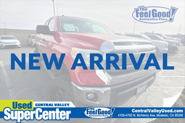 2014 Toyota Tundra SR5 5.7L V8 2014 Toyota Tundra SR5 5.7L V8