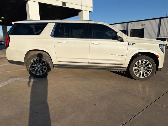 2022 GMC Yukon XL 4WD Denali 2022 GMC Yukon XL 4WD Denali