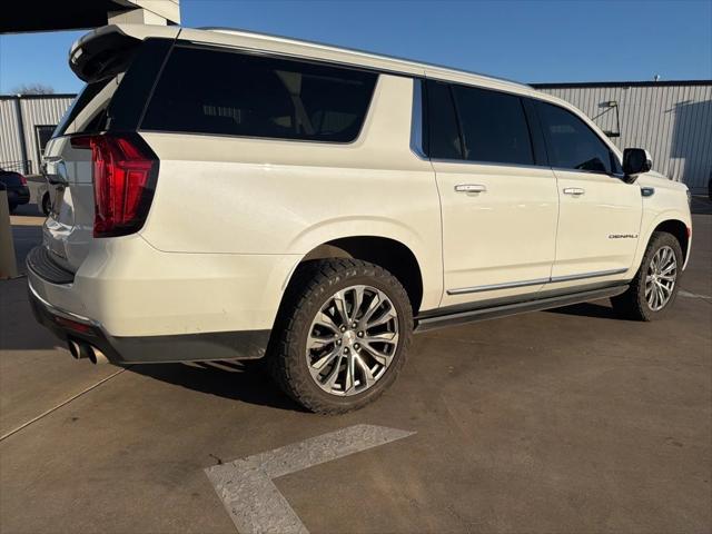 2022 GMC Yukon XL 4WD Denali 2022 GMC Yukon XL 4WD Denali