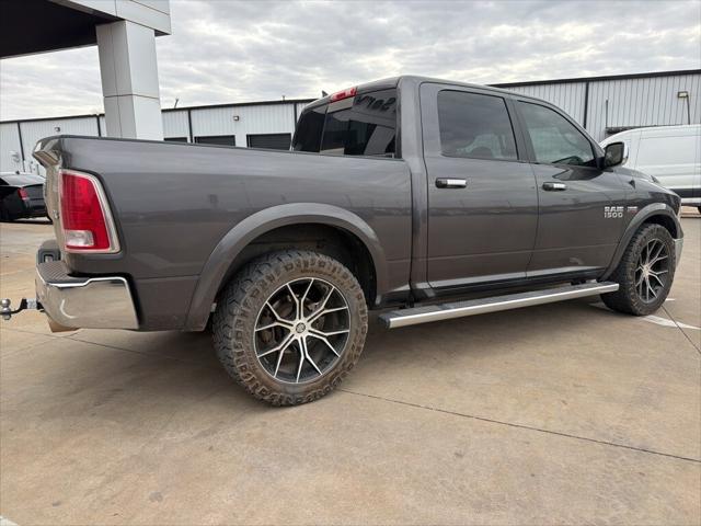 2018 RAM 1500 Laramie Crew Cab 4x4 57 Box 2018 RAM 1500 Laramie Crew Cab 4x4 57 Box