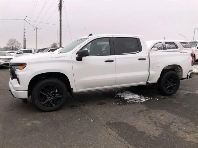 2026 Chevrolet Silverado 1500 4WD Crew Cab Short Bed Custom