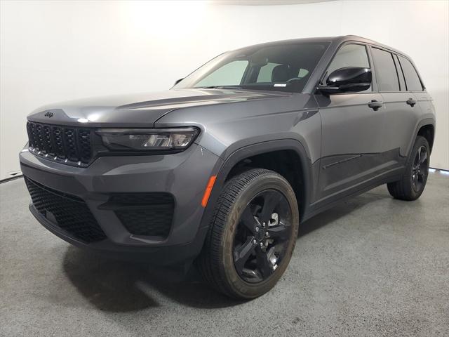 2022 Jeep Grand Cherokee Altitude 4x2