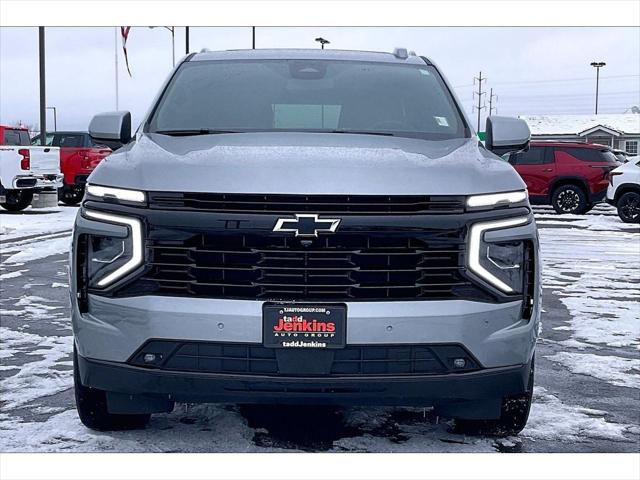 2025 Chevrolet Suburban 4WD RST