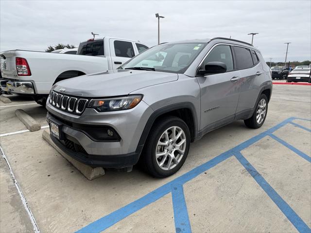 2024 Jeep Compass Latitude Lux FWD