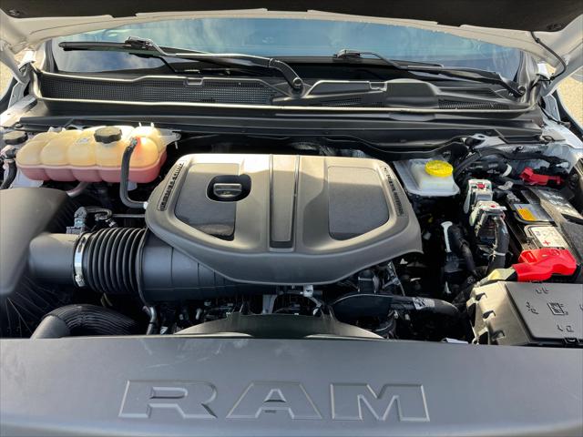 2025 RAM 1500 Big Horn Crew Cab 4x4 57 Box 2025 RAM 1500 Big Horn Crew Cab 4x4 57 Box