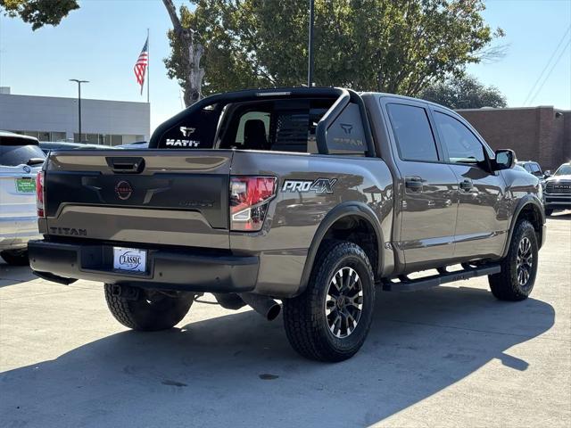 2023 Nissan TITAN Crew Cab PRO-4X 4x4