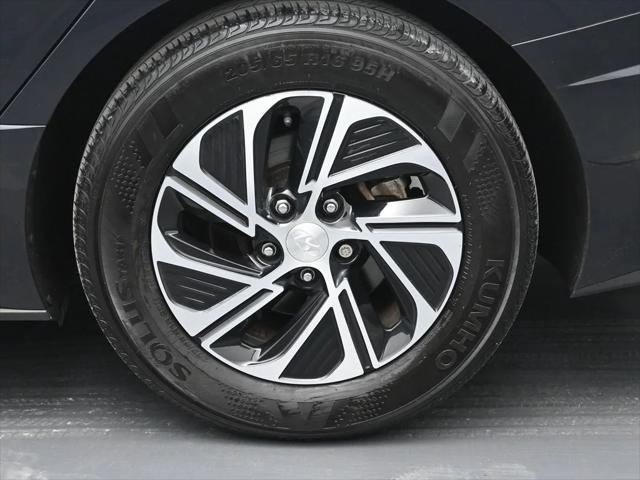 2023 Hyundai Sonata Hybrid Blue