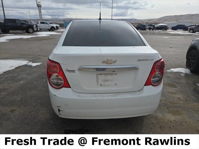 2014 Chevrolet Sonic LT Auto 2014 Chevrolet Sonic LT Auto