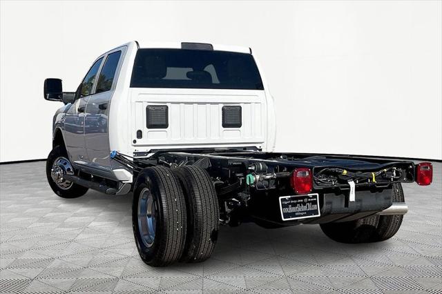 2026 RAM Ram 3500 Chassis Cab RAM 3500 TRADESMAN CREW CAB CHASSIS 4X4 60 CA