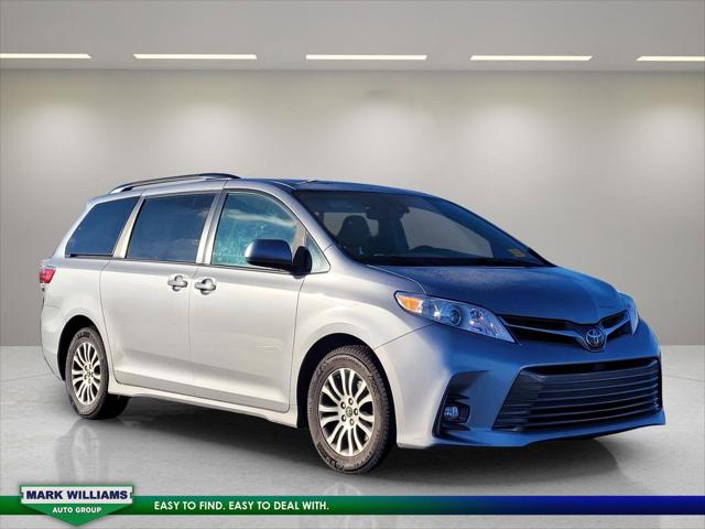 2018 Toyota Sienna XLE 7 Passenger 2018 Toyota Sienna XLE 7 Passenger